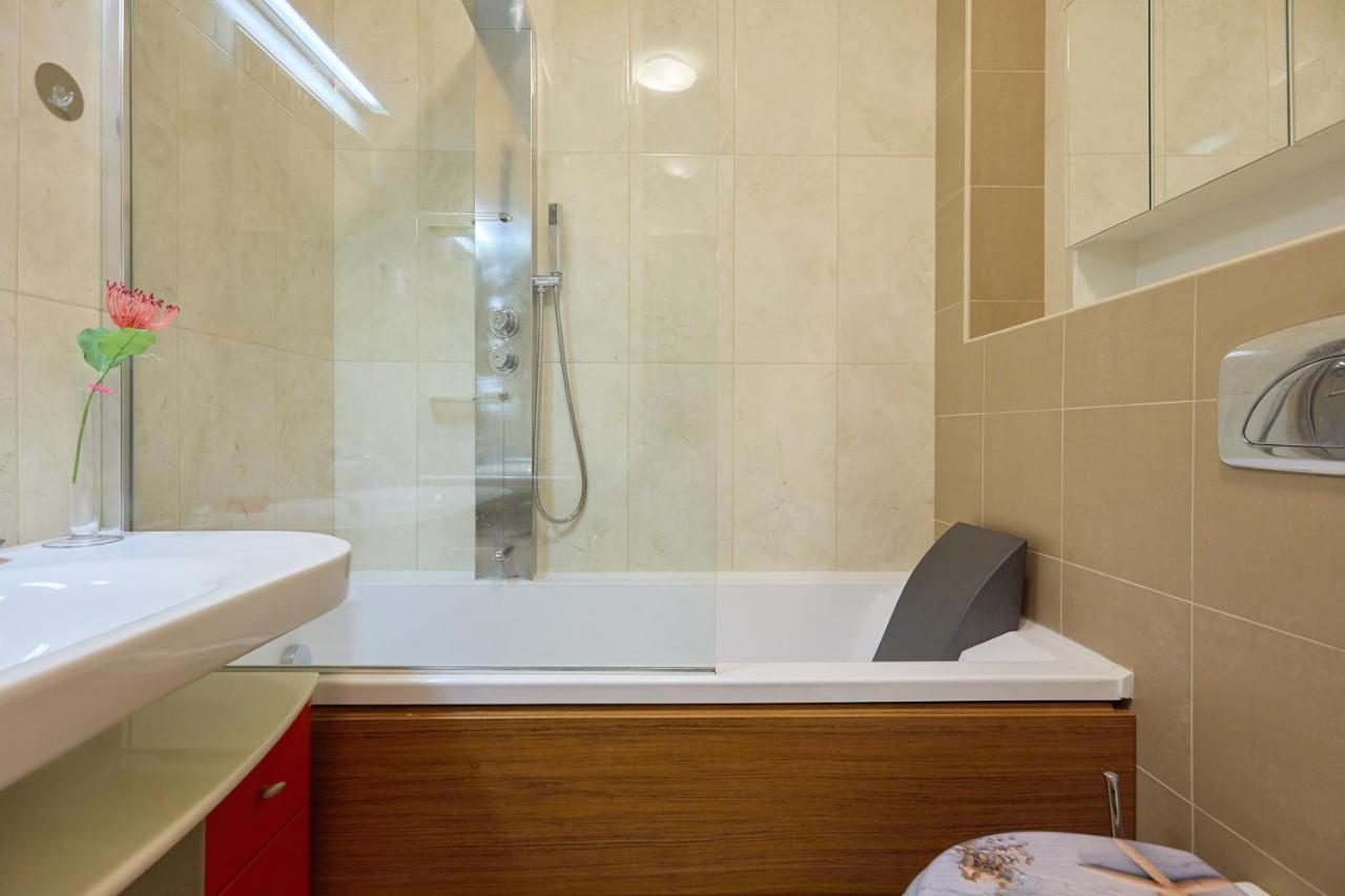 The Monroe - Stylish 2 Bd Apartment In Villa Orsan Дубровник Экстерьер фото